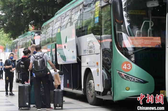 马扎里有丰富的执教经验，在他赋闲的这段时间里，他肯定有机会学习很多东西。